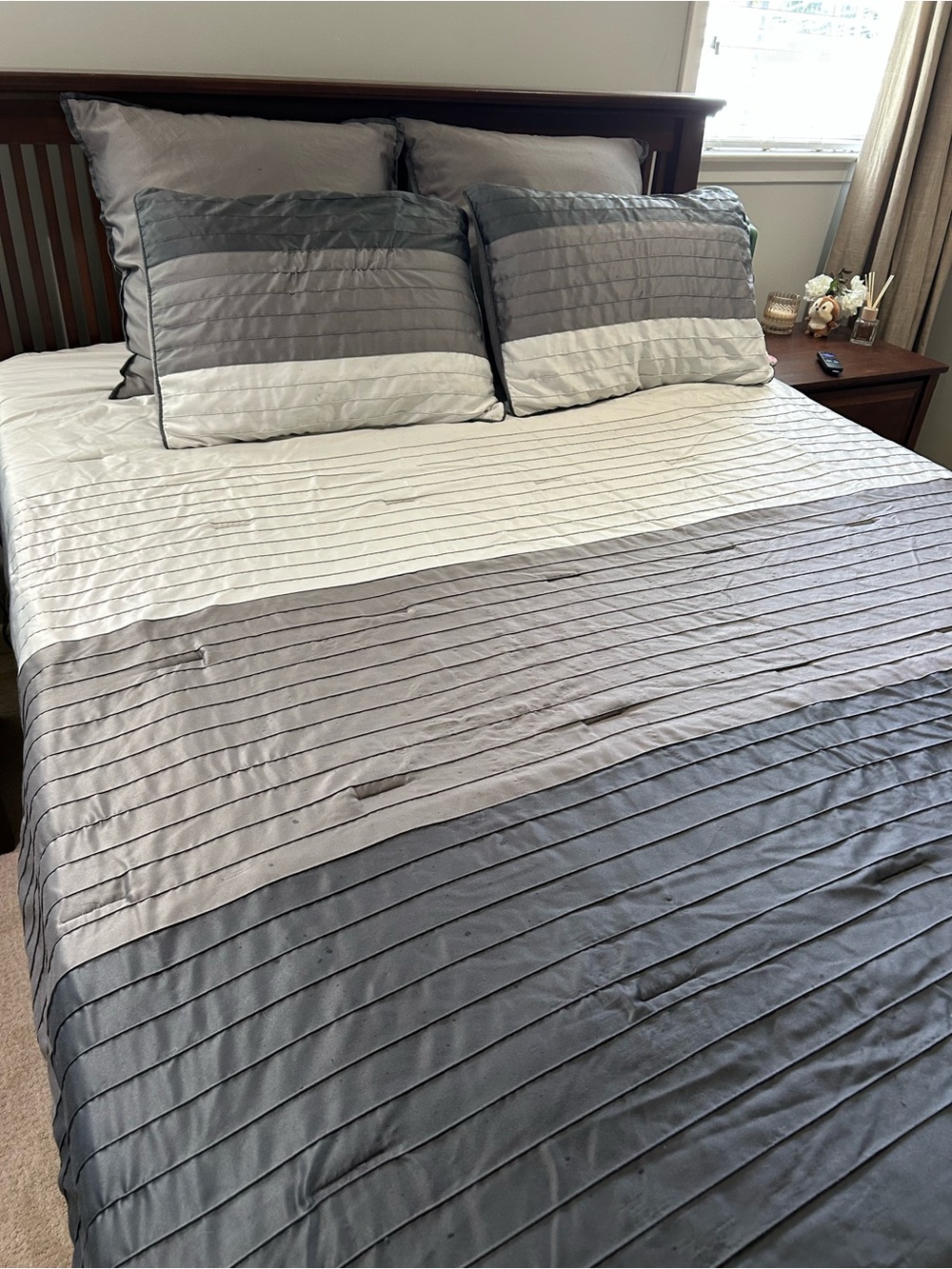 Queen Comforter Set – Gray & White Pleated Bedding Set